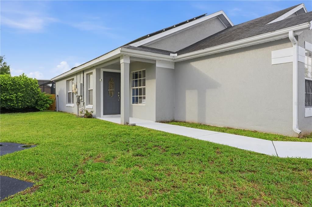 For Sale: $449,900 (3 beds, 2 baths, 1661 Square Feet)