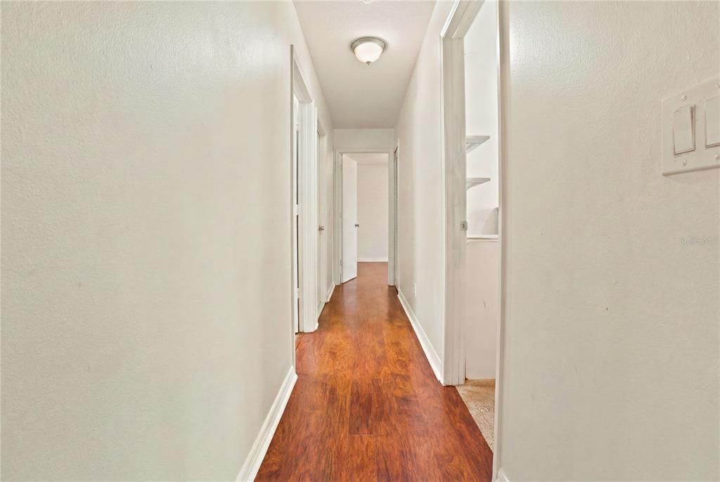 For Sale: $449,900 (3 beds, 2 baths, 1661 Square Feet)