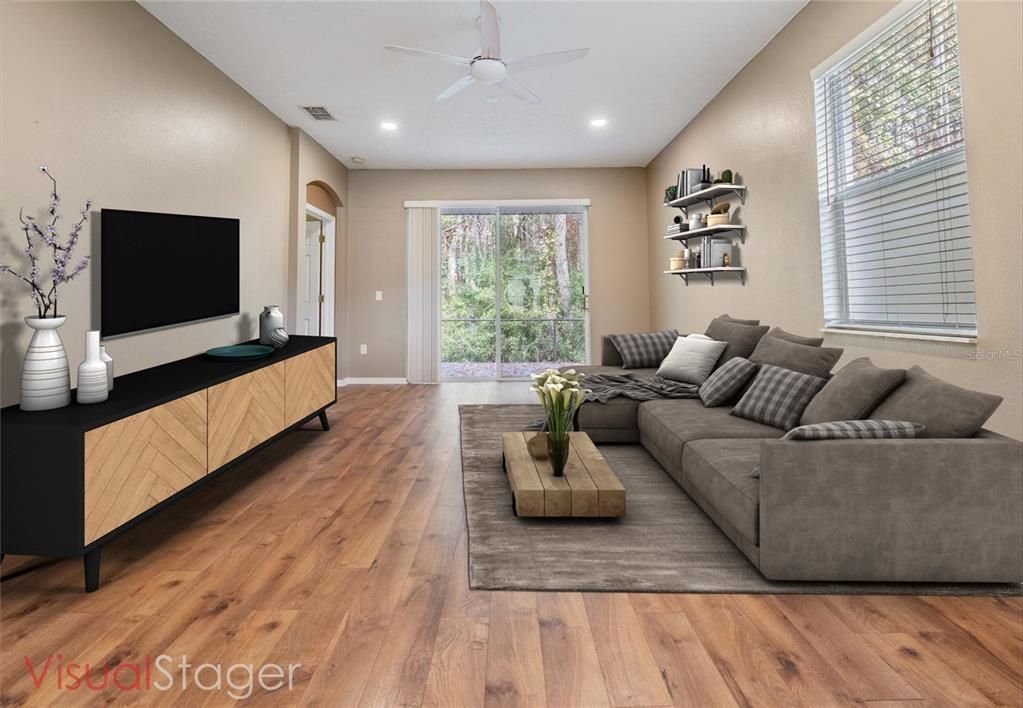 For Sale: $224,000 (2 beds, 2 baths, 1117 Square Feet)