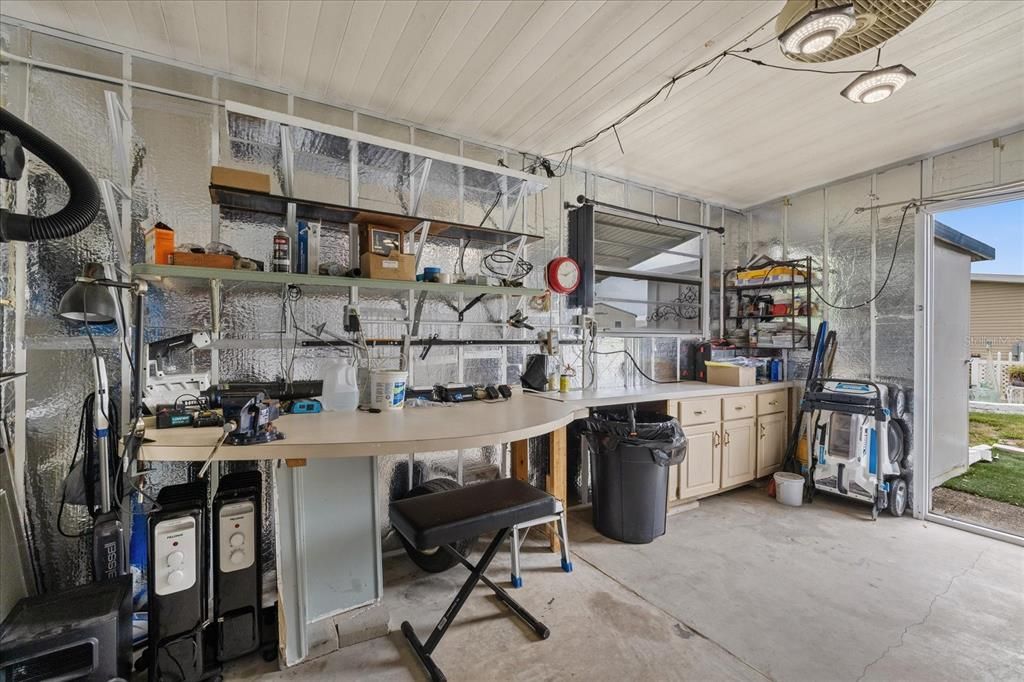 For Sale: $90,000 (2 beds, 1 baths, 540 Square Feet)