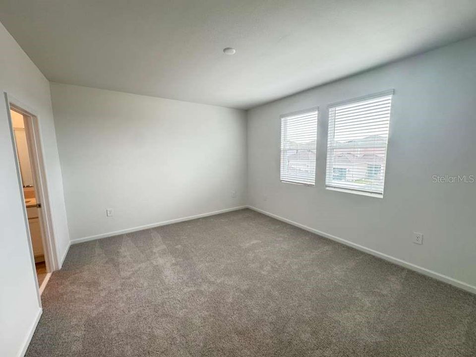 For Rent: $2,800 (4 beds, 3 baths, 2023 Square Feet)