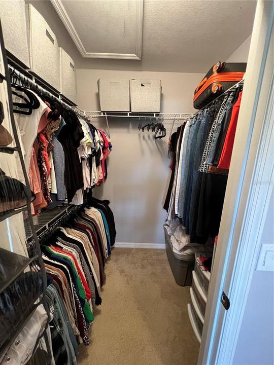For Rent: $1,650 (1 beds, 1 baths, 822 Square Feet)