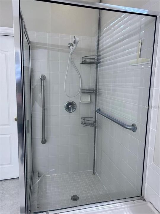 В аренду: $3,995 (5 спален, 4 ванн, 3593 Квадратных фут)