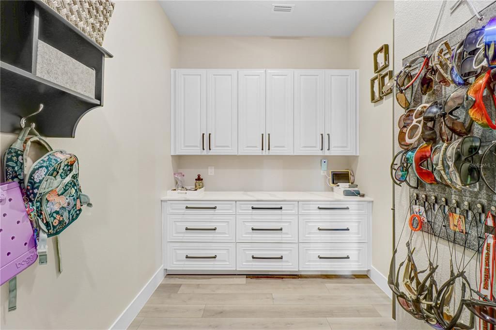 For Sale: $1,499,900 (4 beds, 4 baths, 3914 Square Feet)