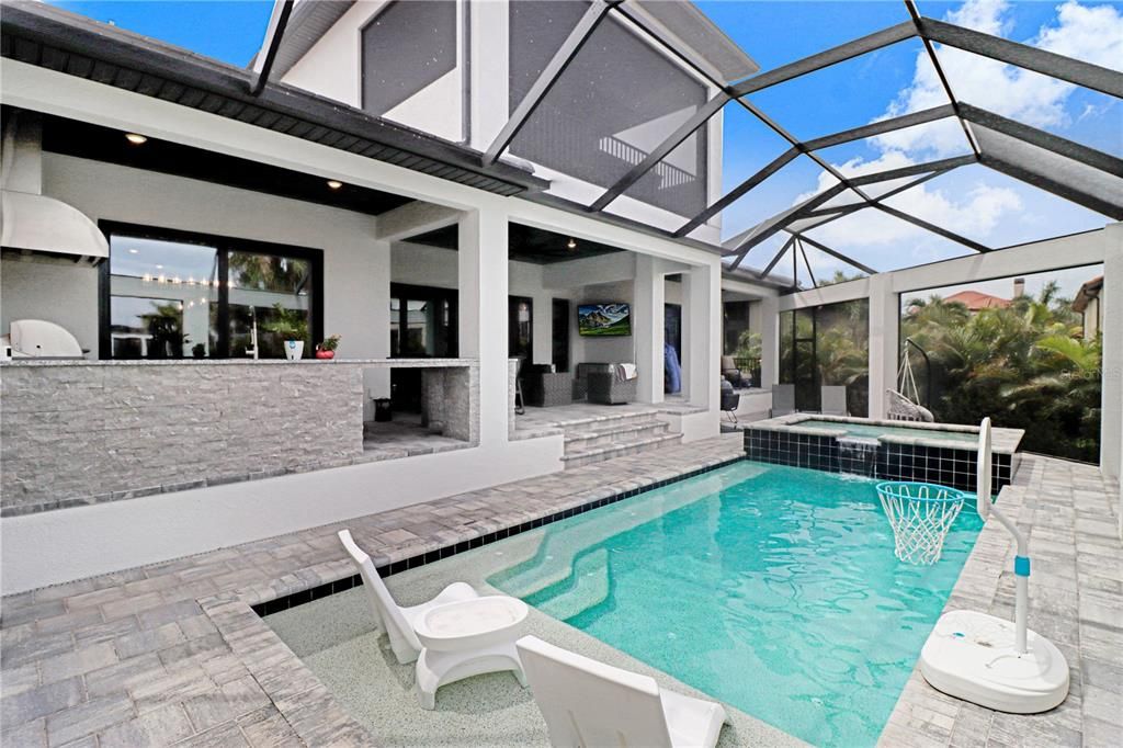 For Sale: $1,499,900 (4 beds, 4 baths, 3914 Square Feet)