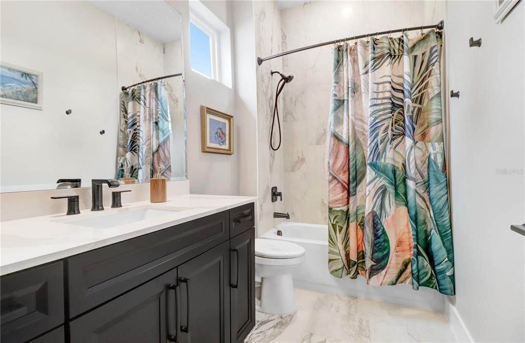 For Sale: $1,499,900 (4 beds, 4 baths, 3914 Square Feet)