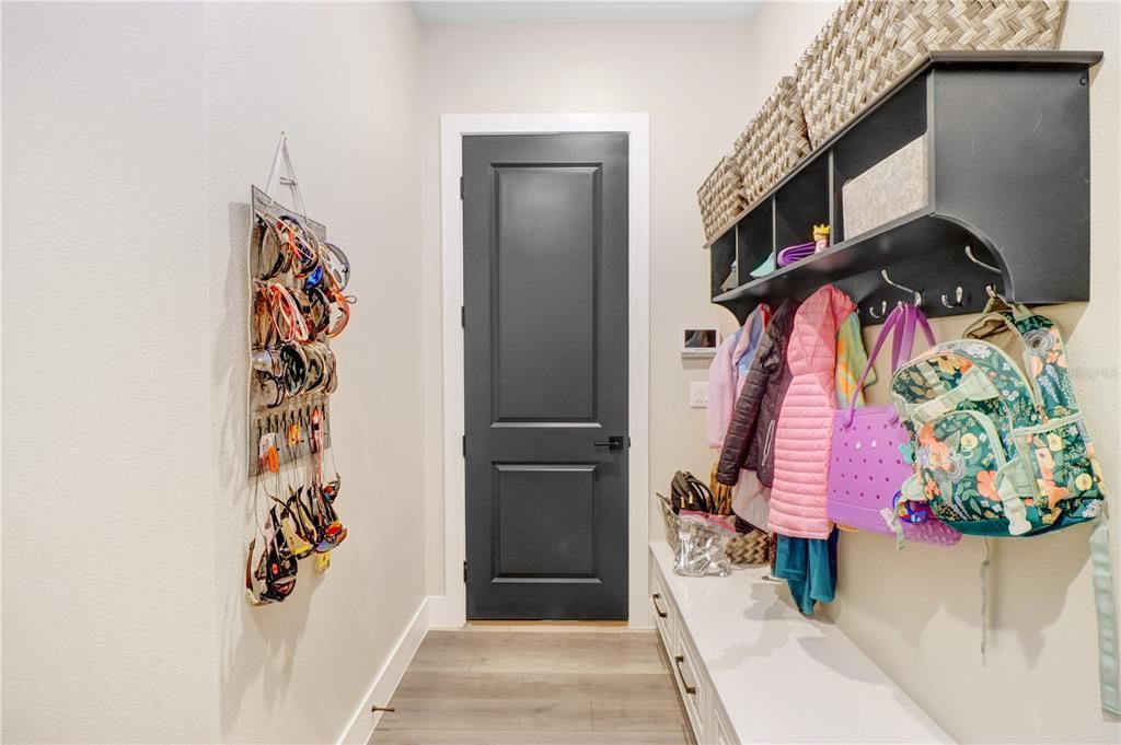 For Sale: $1,499,900 (4 beds, 4 baths, 3914 Square Feet)