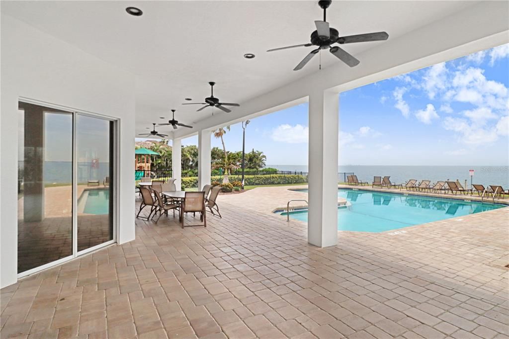 For Sale: $1,499,900 (4 beds, 4 baths, 3914 Square Feet)