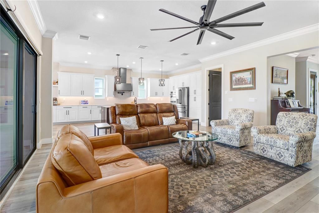 For Sale: $1,499,900 (4 beds, 4 baths, 3914 Square Feet)