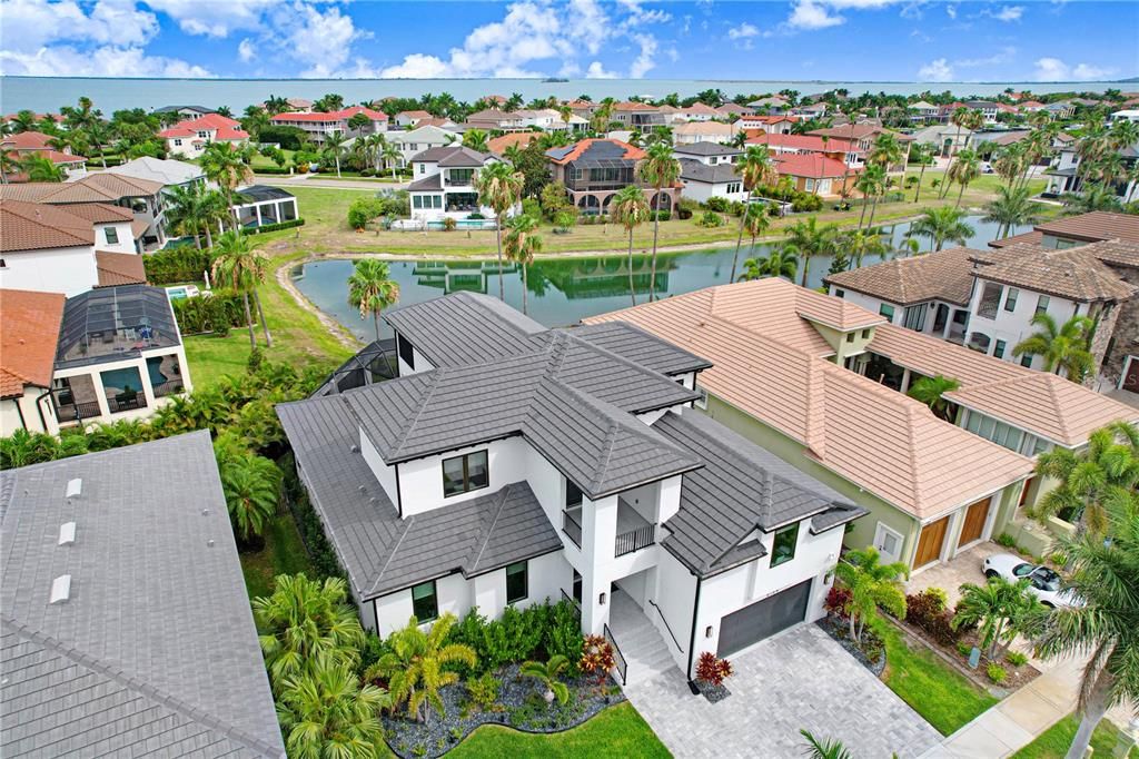 For Sale: $1,499,900 (4 beds, 4 baths, 3914 Square Feet)