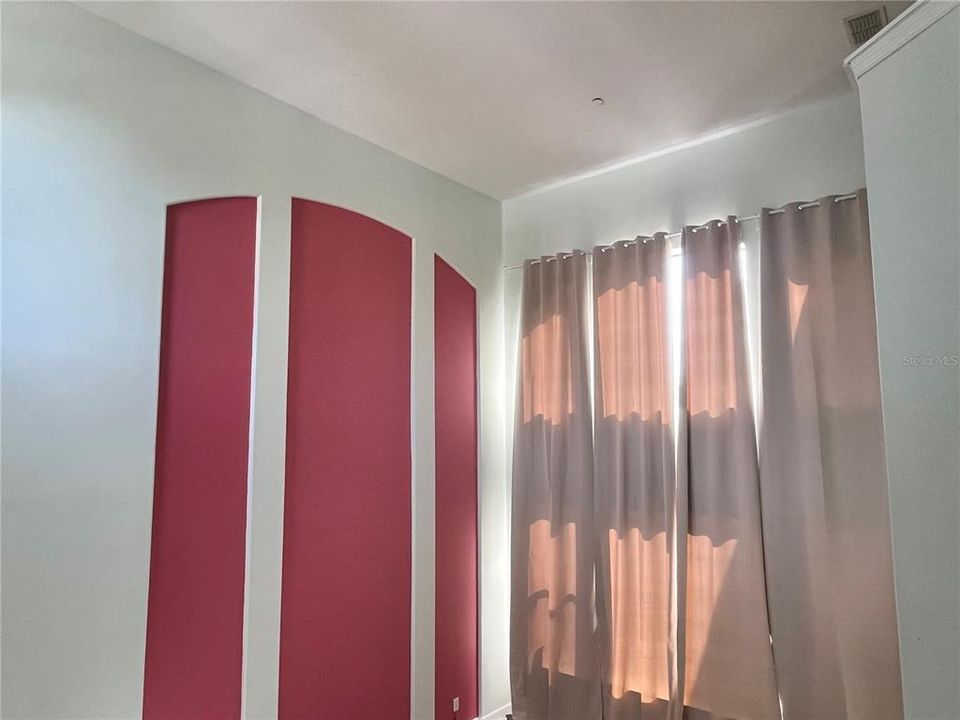 На продажу: $550,000 (4 спален, 2 ванн, 2707 Квадратных фут)