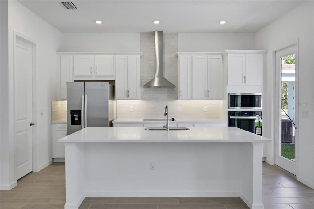 For Sale: $580,933 (4 beds, 3 baths, 2083 Square Feet)
