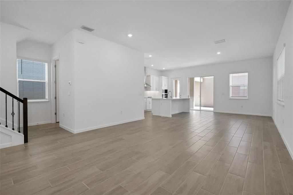 For Sale: $580,933 (4 beds, 3 baths, 2083 Square Feet)