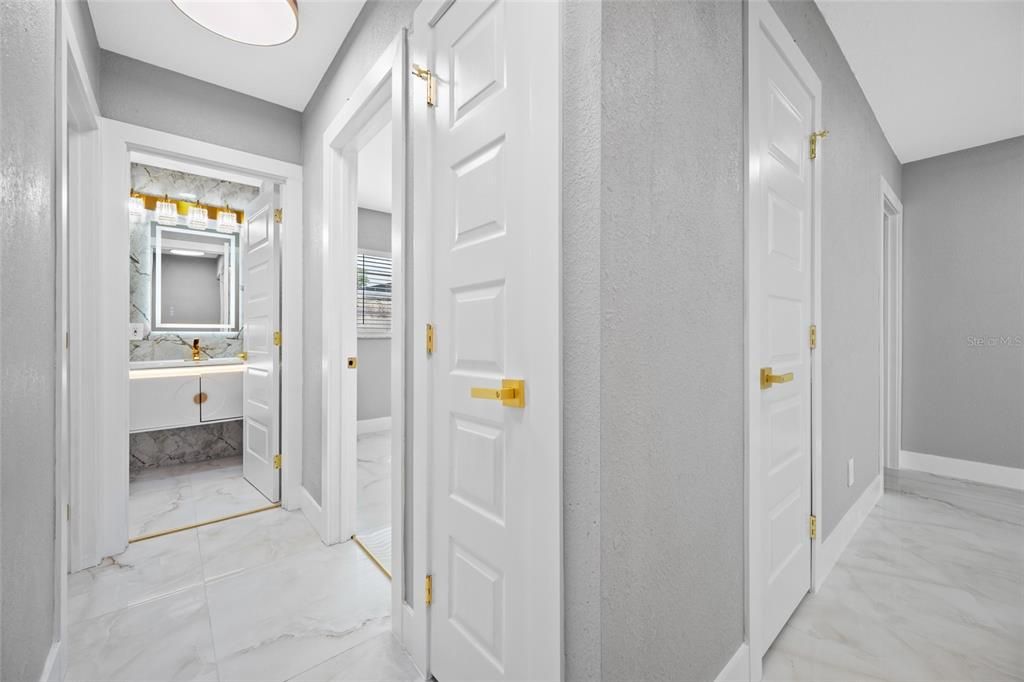 На продажу: $540,000 (5 спален, 4 ванн, 2000 Квадратных фут)