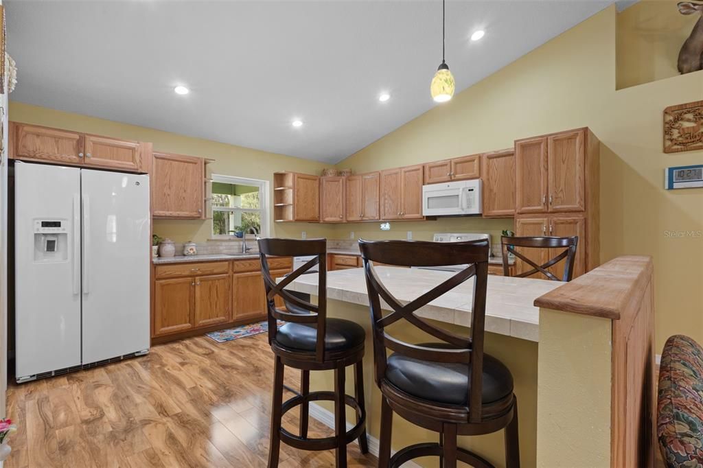 For Sale: $549,000 (3 beds, 2 baths, 1792 Square Feet)