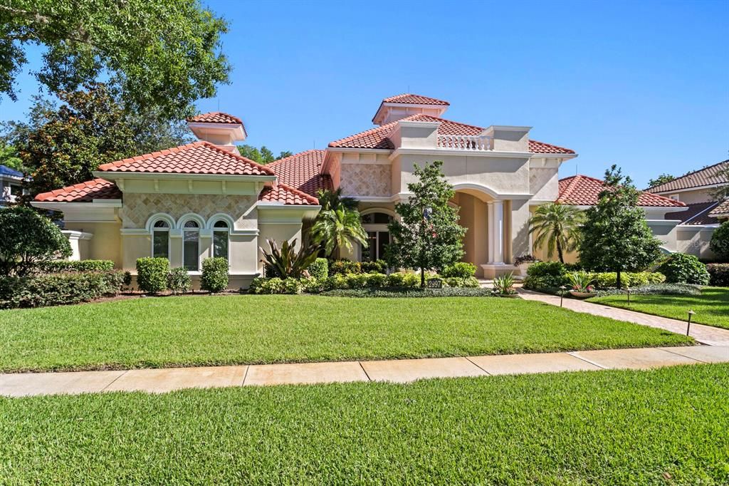 For Sale: $1,799,999 (5 beds, 4 baths, 6010 Square Feet)