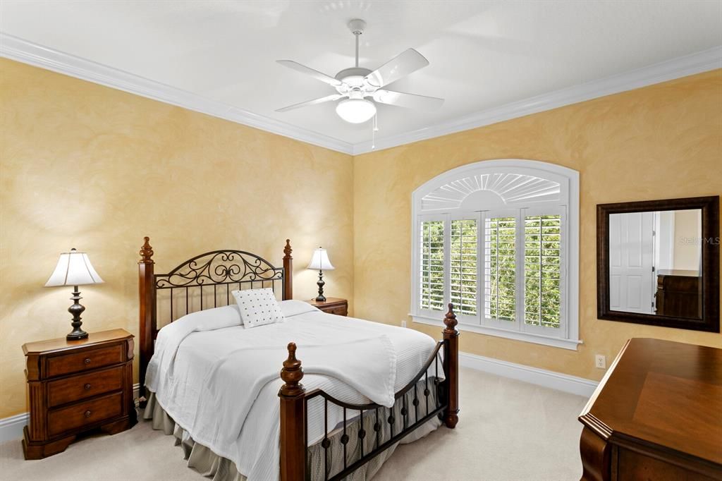 For Sale: $1,799,999 (5 beds, 4 baths, 6010 Square Feet)