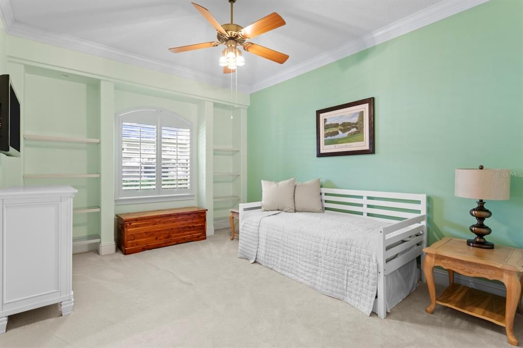 For Sale: $1,799,999 (5 beds, 4 baths, 6010 Square Feet)