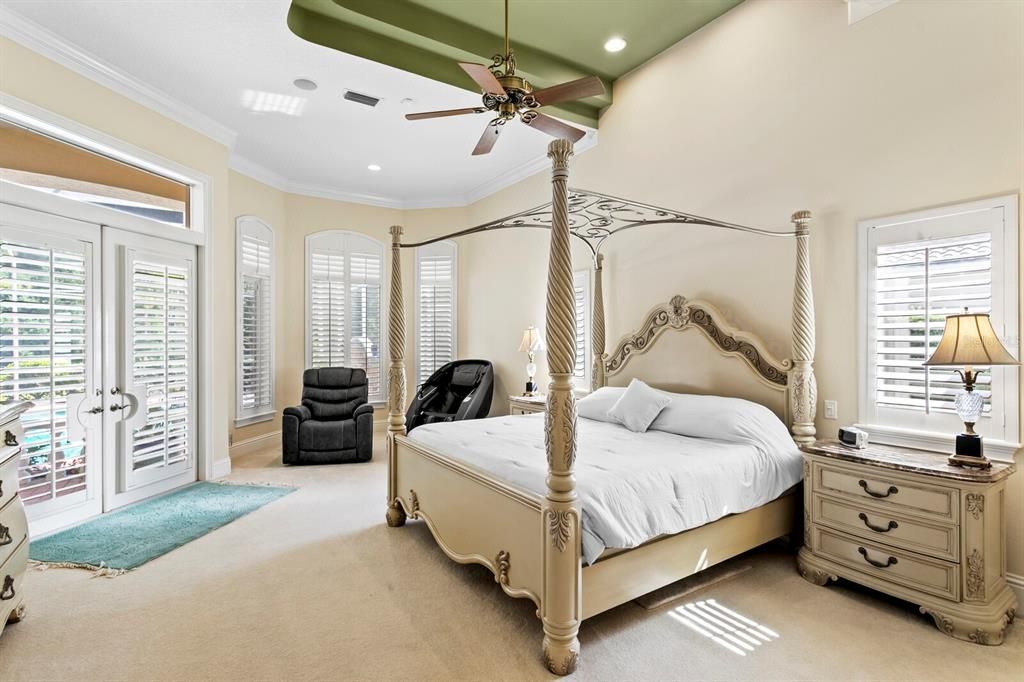 For Sale: $1,799,999 (5 beds, 4 baths, 6010 Square Feet)