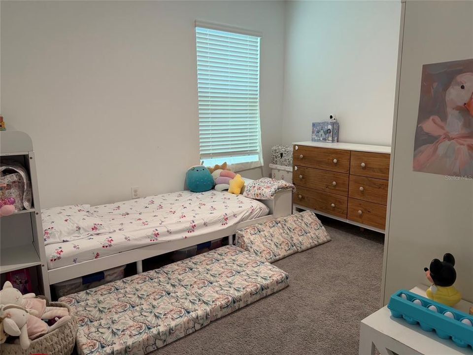 For Rent: $2,495 (4 beds, 2 baths, 1846 Square Feet)