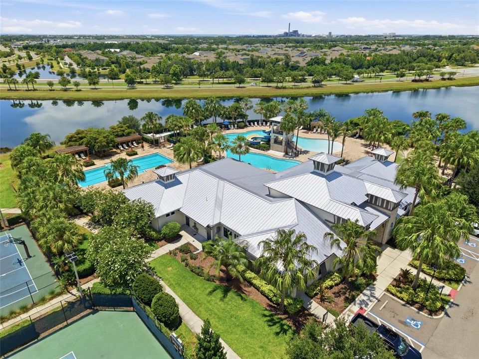 For Sale: $584,900 (4 beds, 3 baths, 2154 Square Feet)