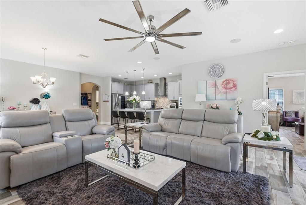 For Sale: $584,900 (4 beds, 3 baths, 2154 Square Feet)
