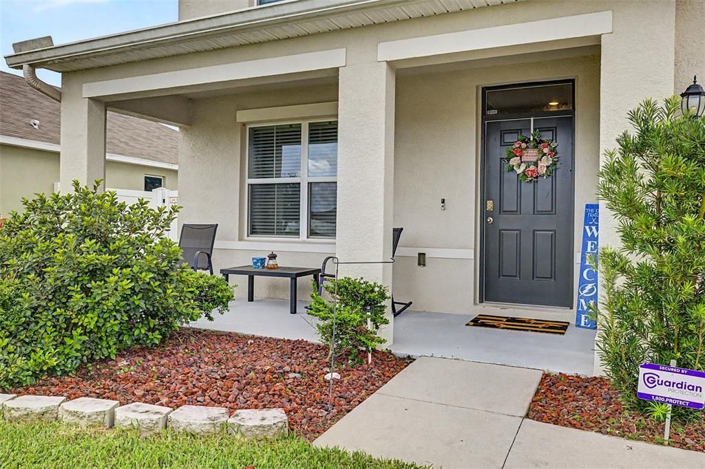 For Sale: $424,900 (5 beds, 3 baths, 2575 Square Feet)