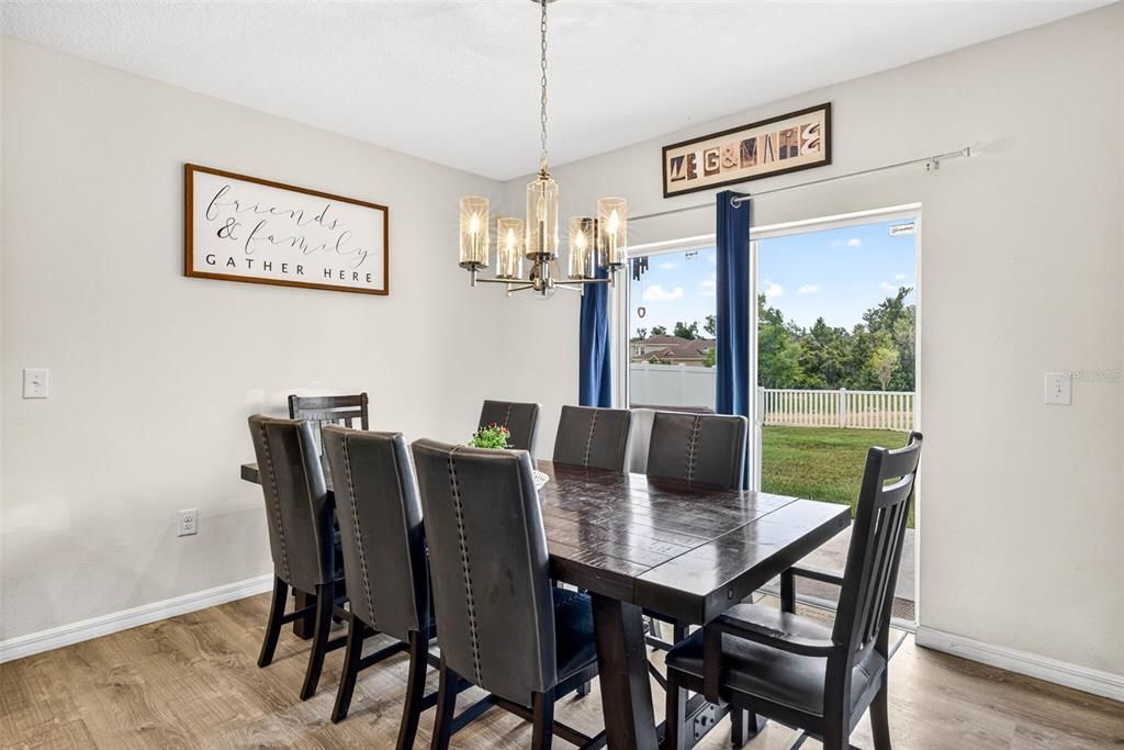 For Sale: $424,900 (5 beds, 3 baths, 2575 Square Feet)