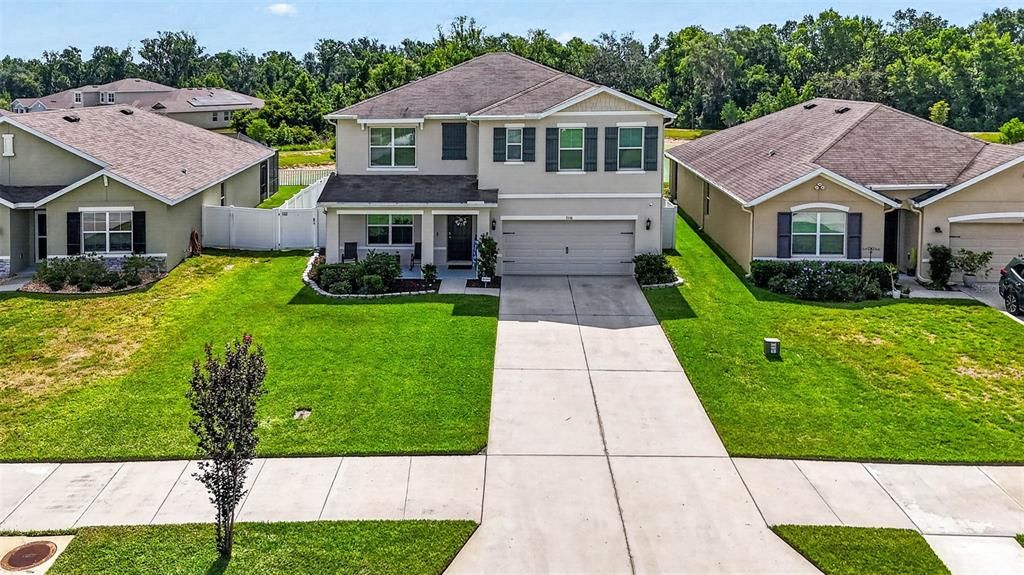 For Sale: $424,900 (5 beds, 3 baths, 2575 Square Feet)