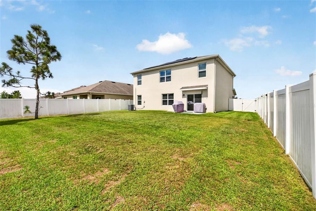 For Sale: $424,900 (5 beds, 3 baths, 2575 Square Feet)