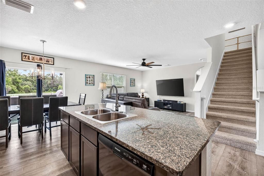For Sale: $424,900 (5 beds, 3 baths, 2575 Square Feet)