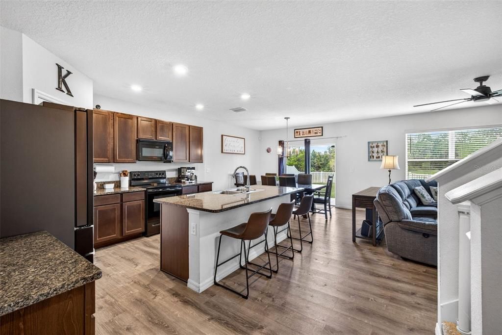 For Sale: $424,900 (5 beds, 3 baths, 2575 Square Feet)