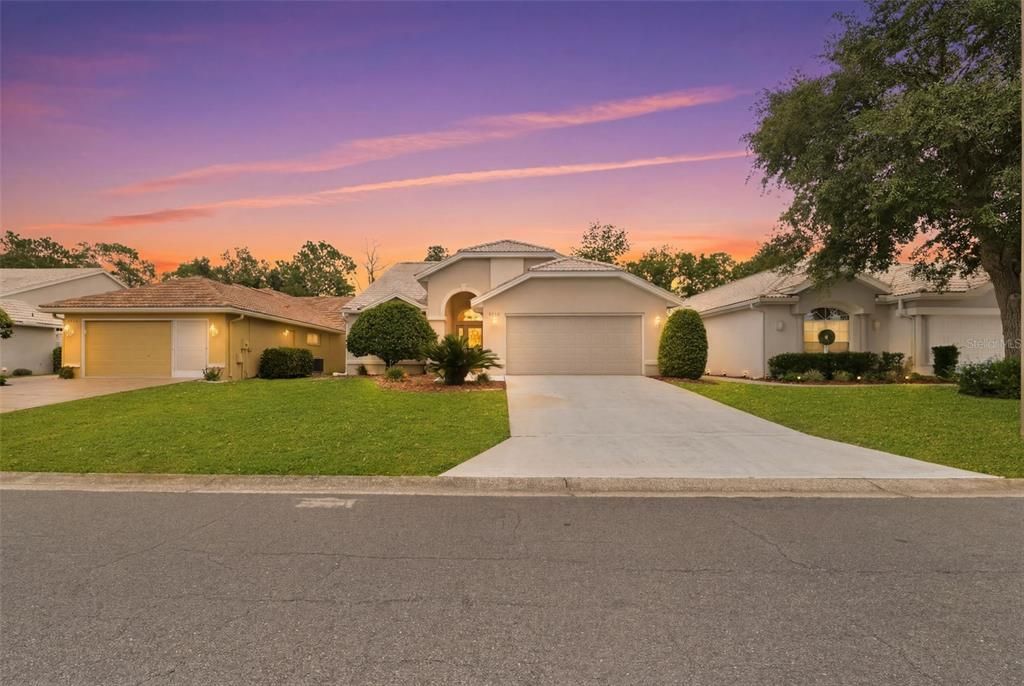 For Sale: $362,800 (3 beds, 2 baths, 1589 Square Feet)