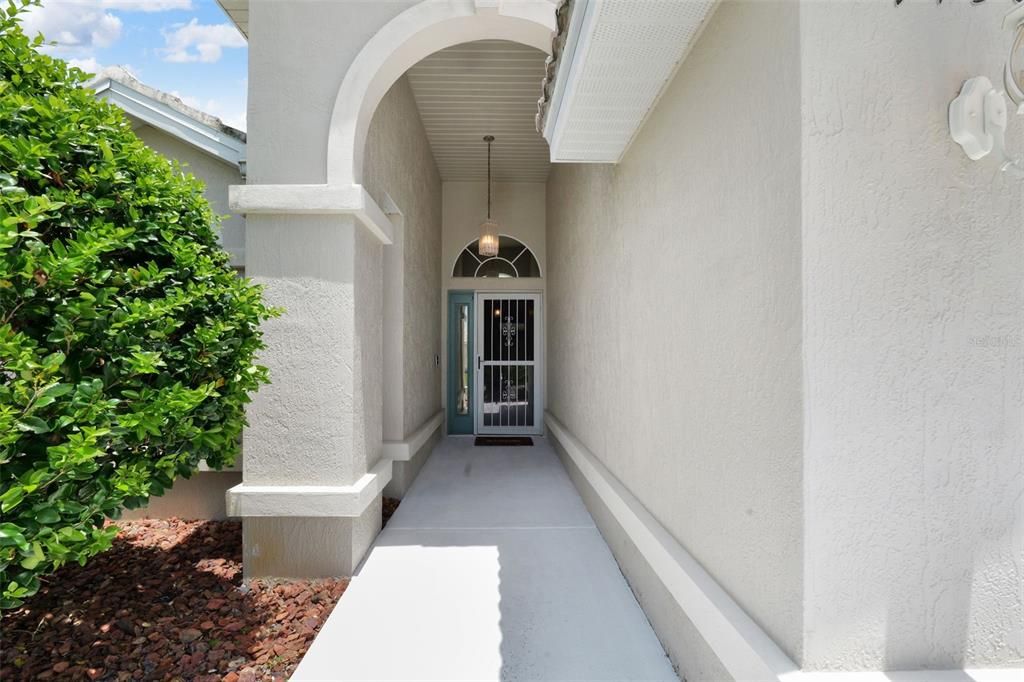 For Sale: $362,800 (3 beds, 2 baths, 1589 Square Feet)