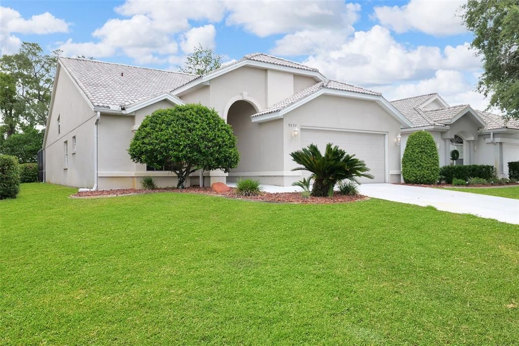 For Sale: $362,800 (3 beds, 2 baths, 1589 Square Feet)