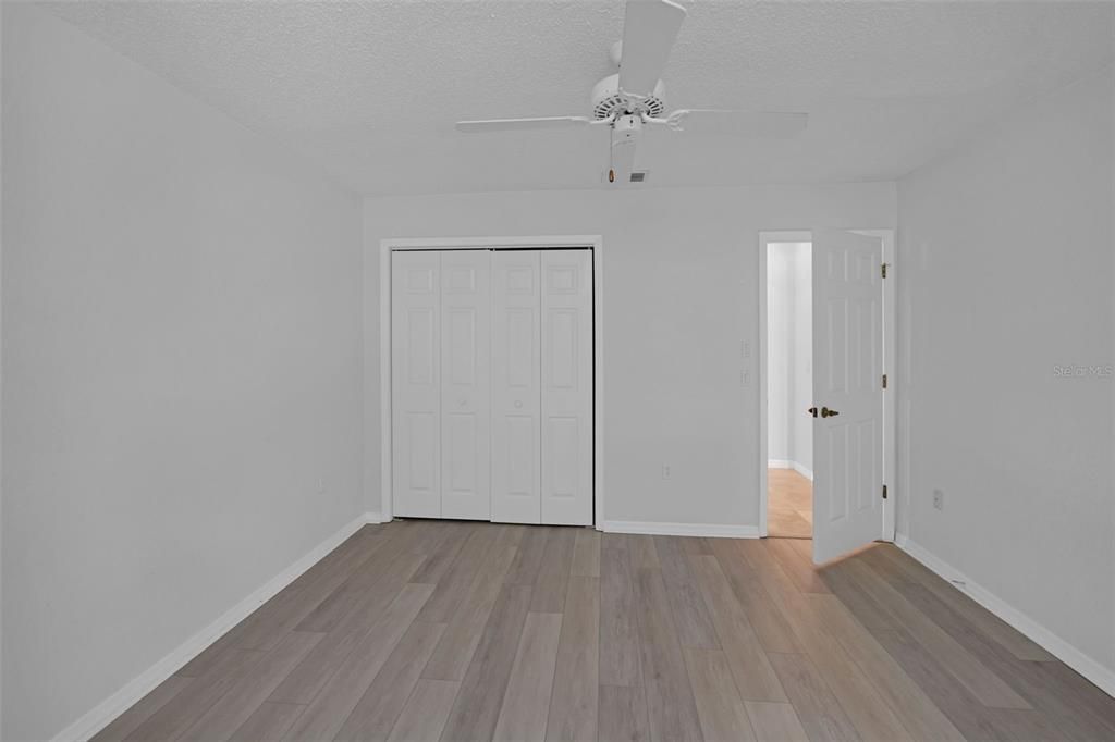 For Sale: $362,800 (3 beds, 2 baths, 1589 Square Feet)