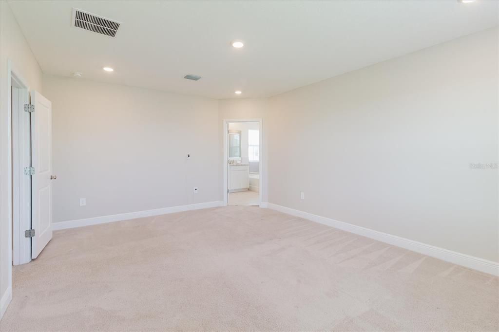 For Sale: $775,000 (4 beds, 3 baths, 3314 Square Feet)