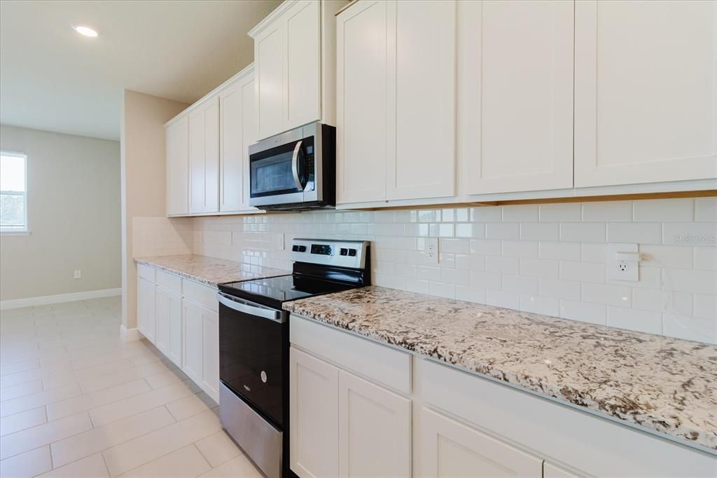 For Sale: $775,000 (4 beds, 3 baths, 3314 Square Feet)