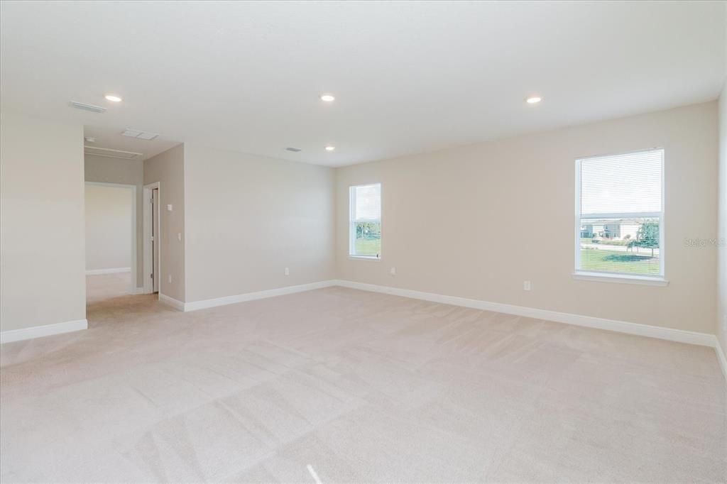 For Sale: $775,000 (4 beds, 3 baths, 3314 Square Feet)