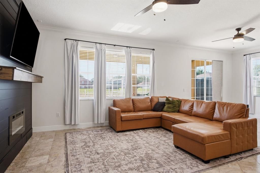 For Sale: $515,000 (5 beds, 3 baths, 3540 Square Feet)