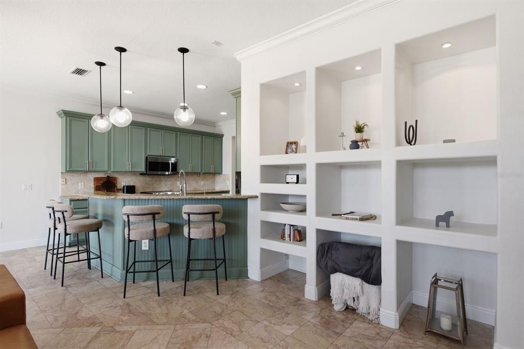 For Sale: $515,000 (5 beds, 3 baths, 3540 Square Feet)
