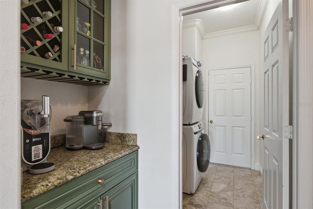 For Sale: $515,000 (5 beds, 3 baths, 3540 Square Feet)