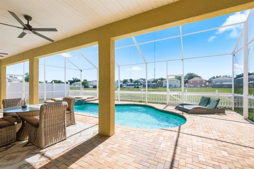 For Sale: $515,000 (5 beds, 3 baths, 3540 Square Feet)