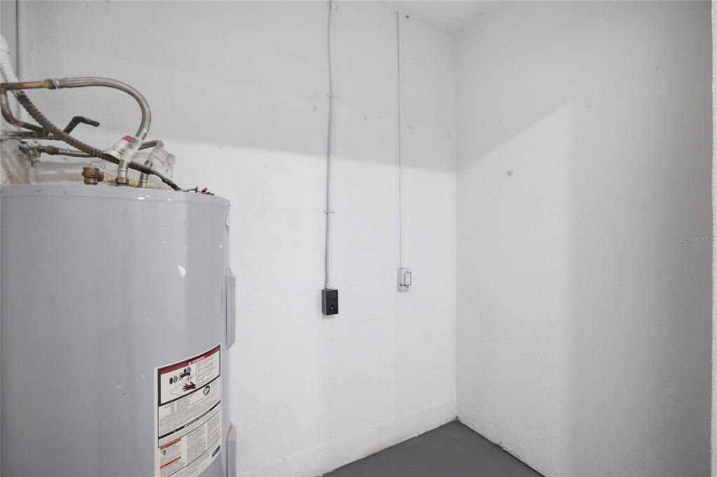 For Sale: $399,800 (4 beds, 2 baths, 1480 Square Feet)