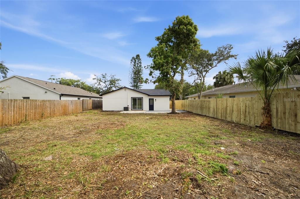 For Sale: $399,800 (4 beds, 2 baths, 1480 Square Feet)