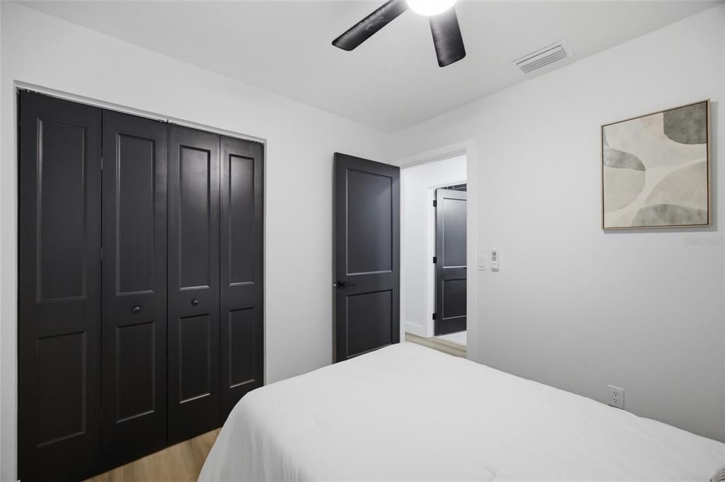 For Sale: $399,800 (4 beds, 2 baths, 1480 Square Feet)