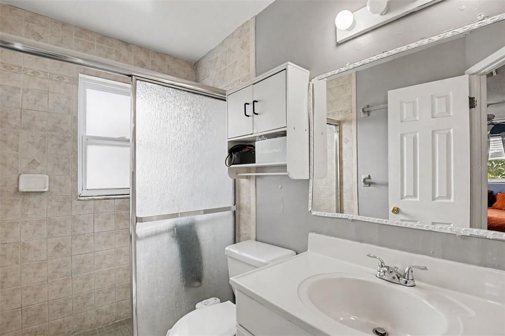 For Sale: $319,000 (3 beds, 2 baths, 1768 Square Feet)