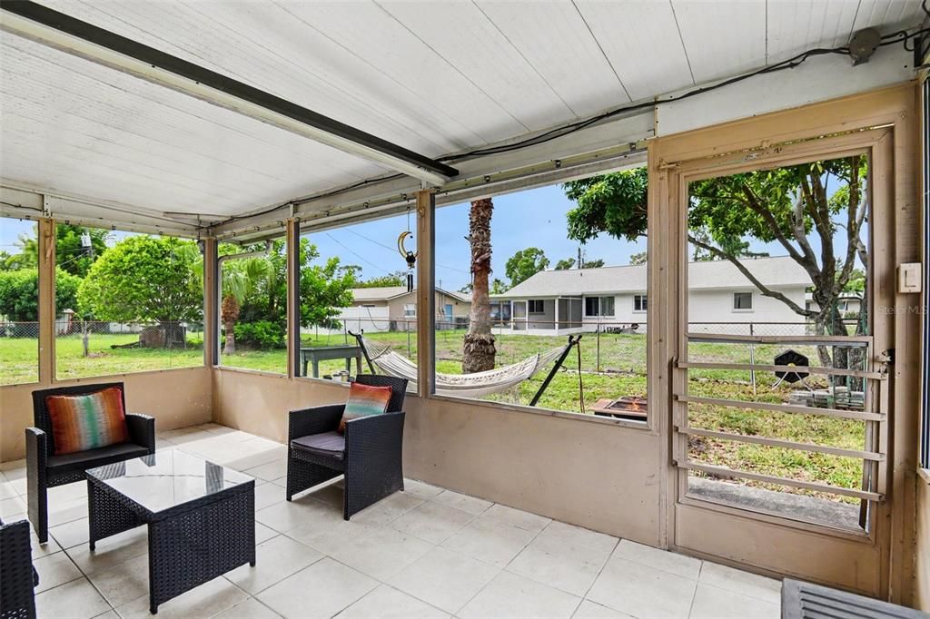 For Sale: $319,000 (3 beds, 2 baths, 1768 Square Feet)