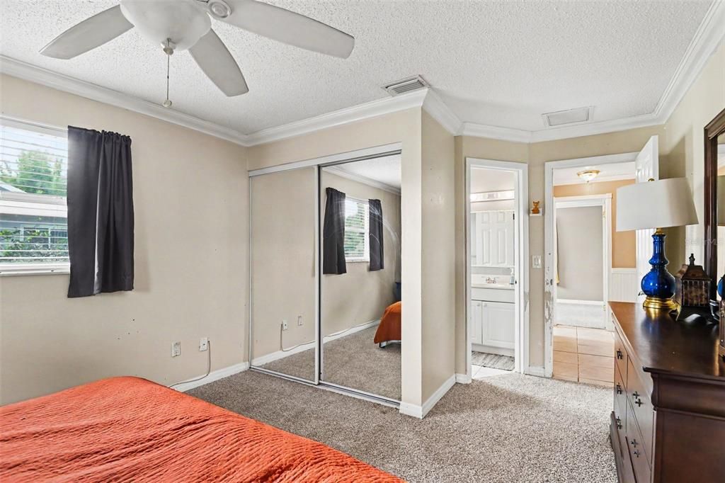 For Sale: $319,000 (3 beds, 2 baths, 1768 Square Feet)