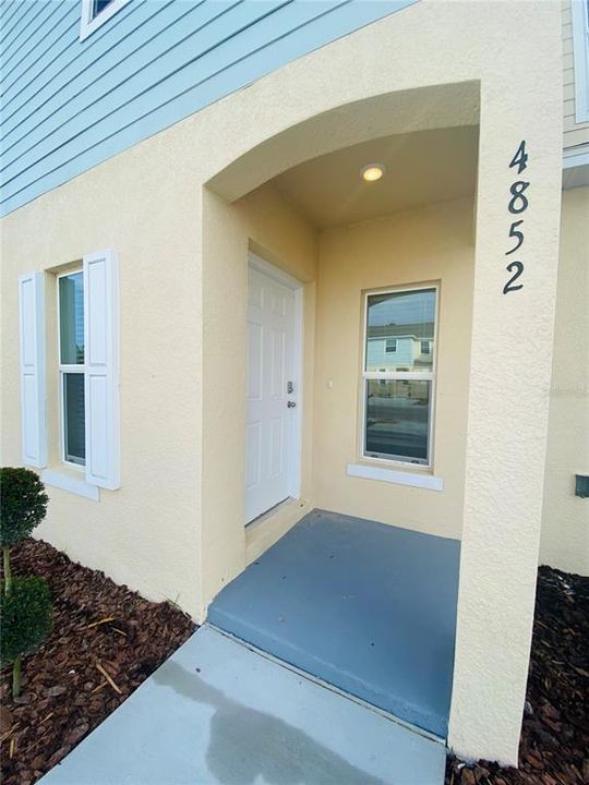 На продажу: $298,450 (3 спален, 2 ванн, 1762 Квадратных фут)